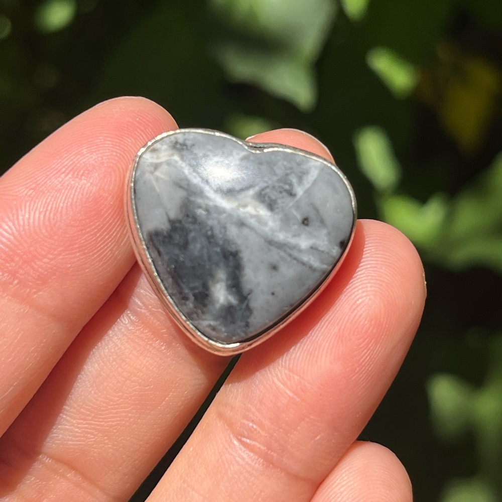 Size 9 925 silver plated‎ Picasso jasper heart ring